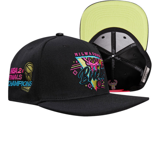 MILWAUKEE BUCKS ARCADE WOOL SNAPBACK HAT (BMB7510948) BLK/MULTI